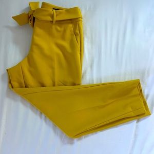 Light mustard colored LOFT pants w/ belt!